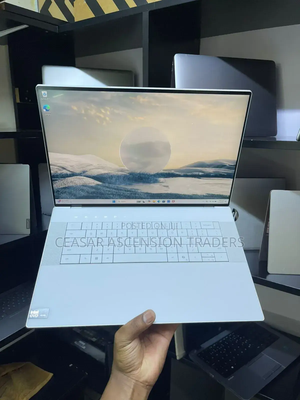 Laptop Dell XPS 16 9640 16GB Intel Core Ultra 7 SSD 1T