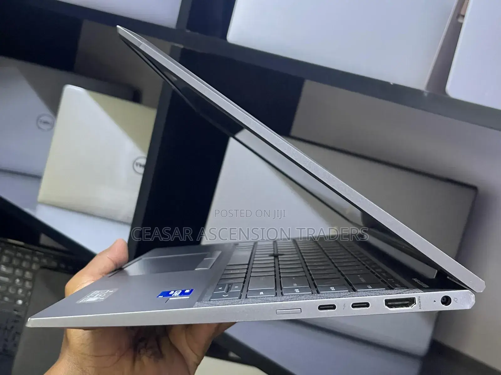 Laptop HP ZBook Firefly G8 16GB Intel Core I7 SSD 512GB