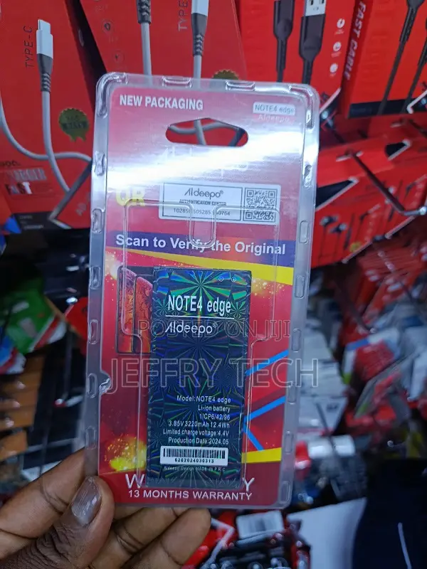 Aldeepo Replacement Li-Ion Battery for the Samsung Galaxy Note 4 Edge.