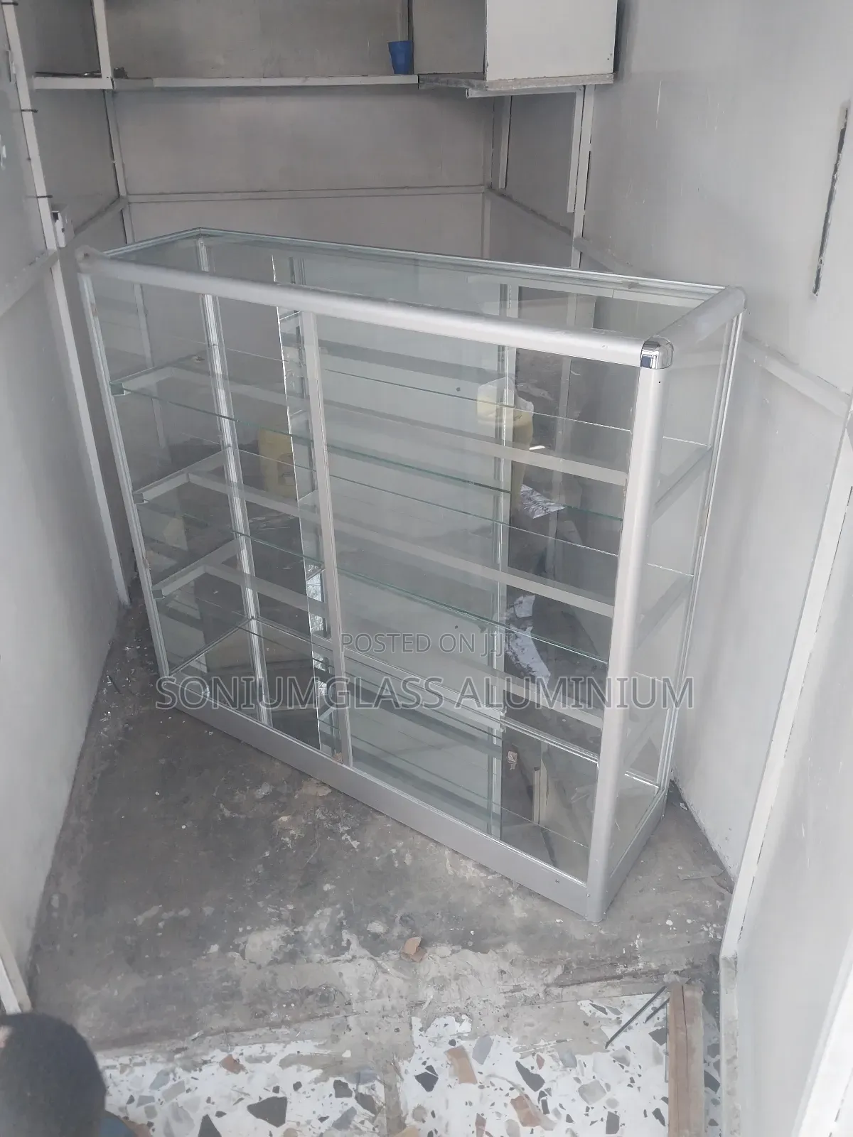 Glass Display