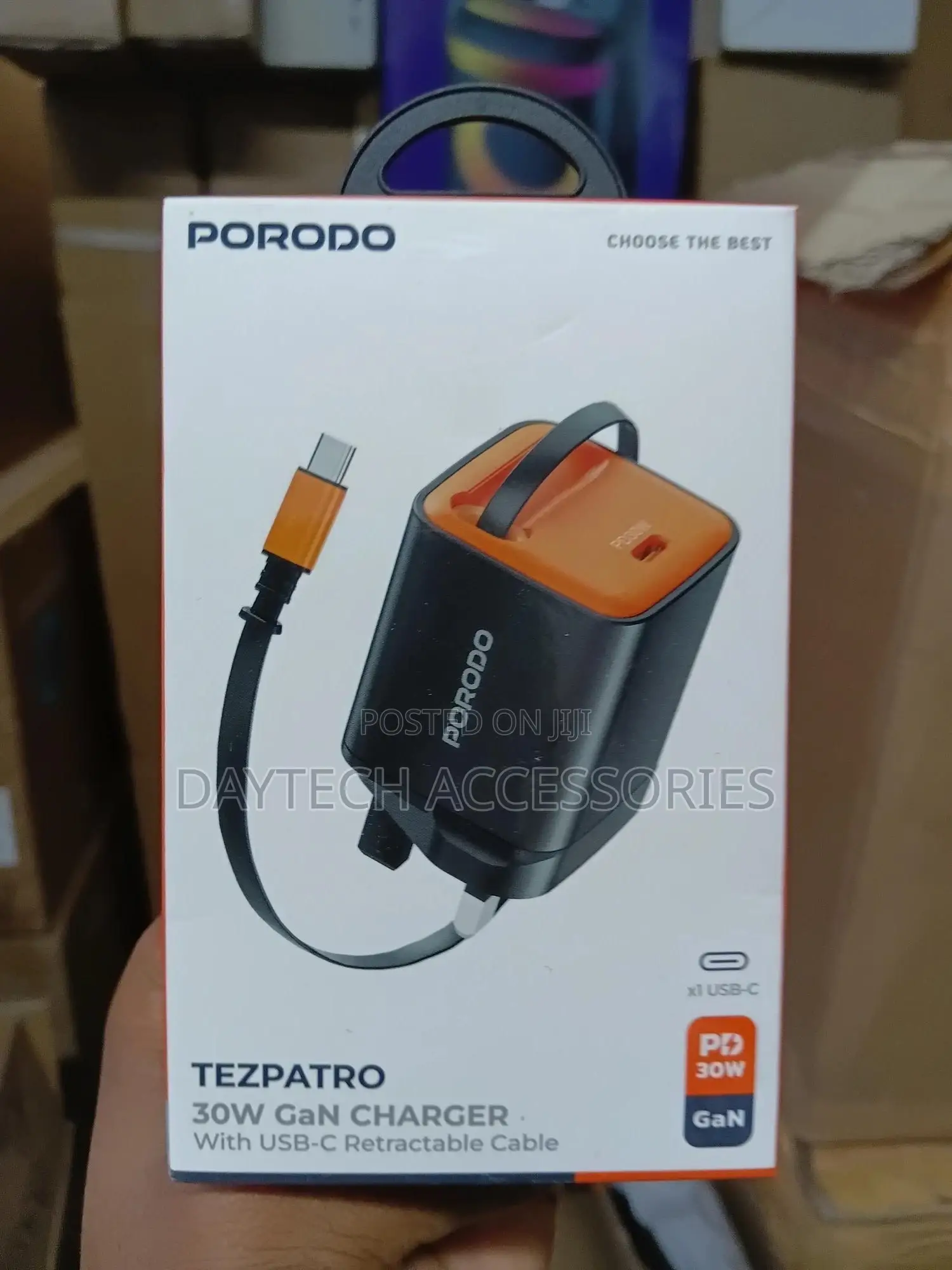 Porodo 30w Gan Charger With Usb-C Retractable Cable