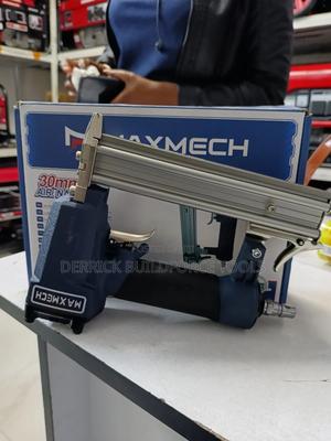 An F-30e Air Nailer - thumbnail 2