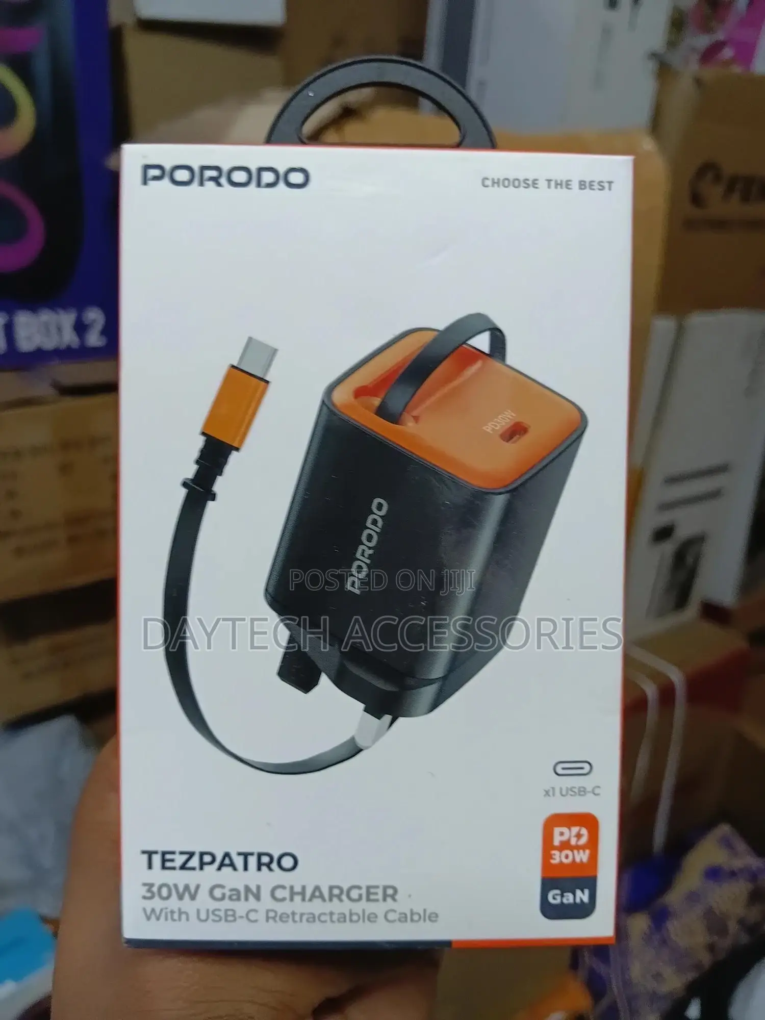 Porodo 30w Charger With Usb-C Retractable Cable