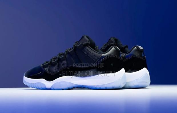 Jordan 11 Low Retro Low 🐾
“Spacejam 


Quality 🫰🏿

S - thumbnail 2