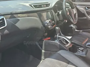 Nissan X-Trail 2016 Silver