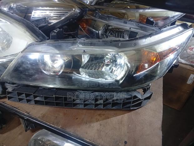Honda Stream Blackshed Headlights