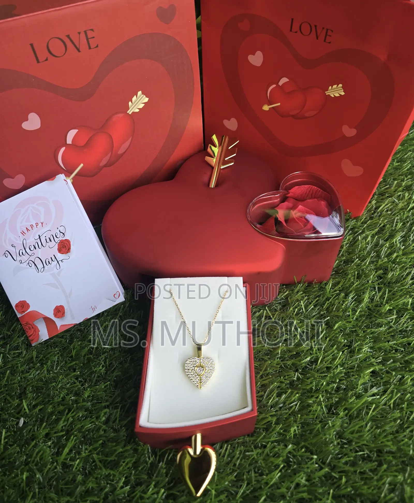 Love Box Birth Day / Valentines Ladies Gift Set