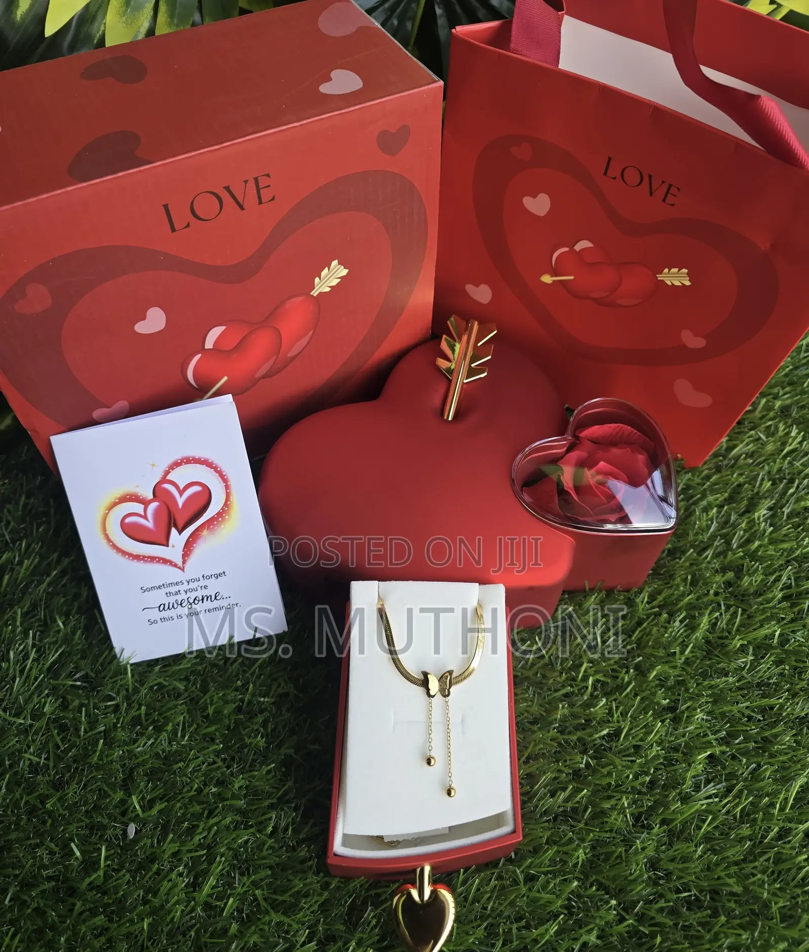 Love Box Birth Day / Valentines Ladies Gift Set