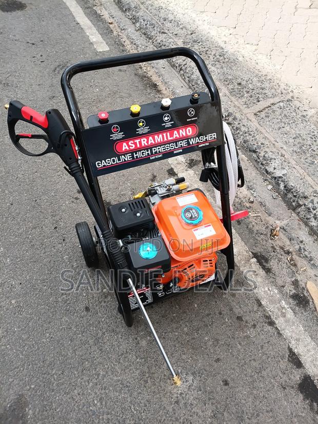 Reliable Astramilano Car Wash Machine - main view
