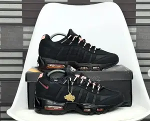 Nike Airmax 95 
“ Central Cee