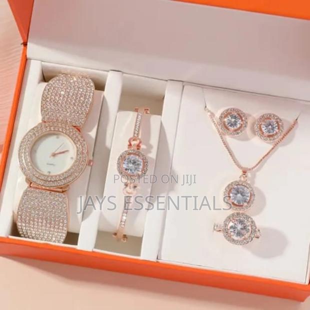 5-in-1 Ladies’ Valentine’S Gift Set - thumbnail 20