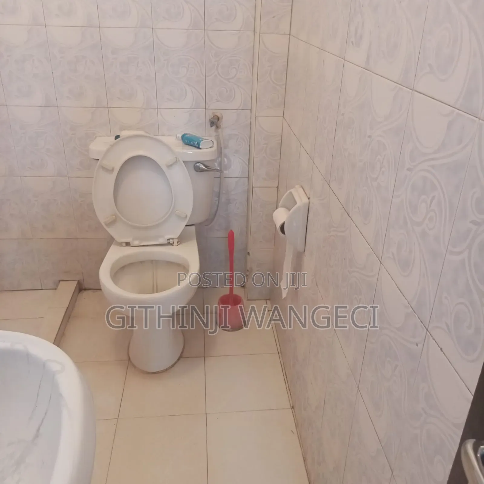 3bdrm Bungalow in Ololua, Oluulua for sale