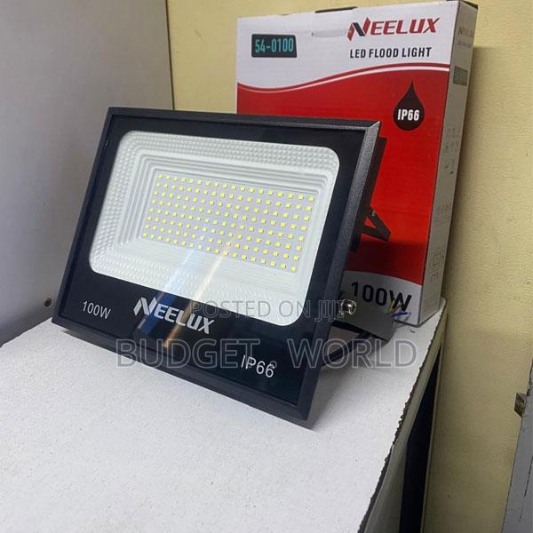 Neelux 100w Led Floodlight for Parking Areas