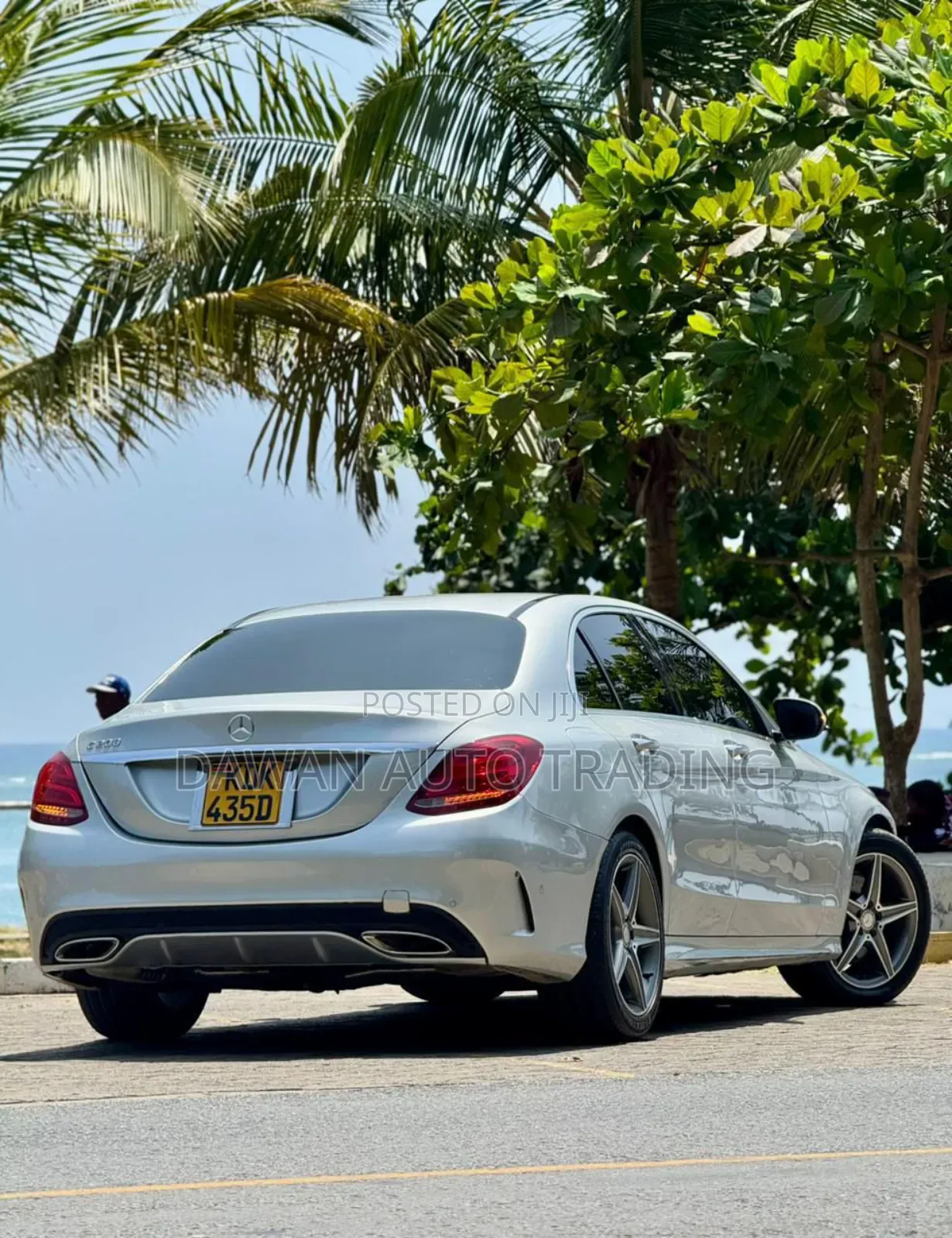 Mercedes-Benz C200 2016 Silver