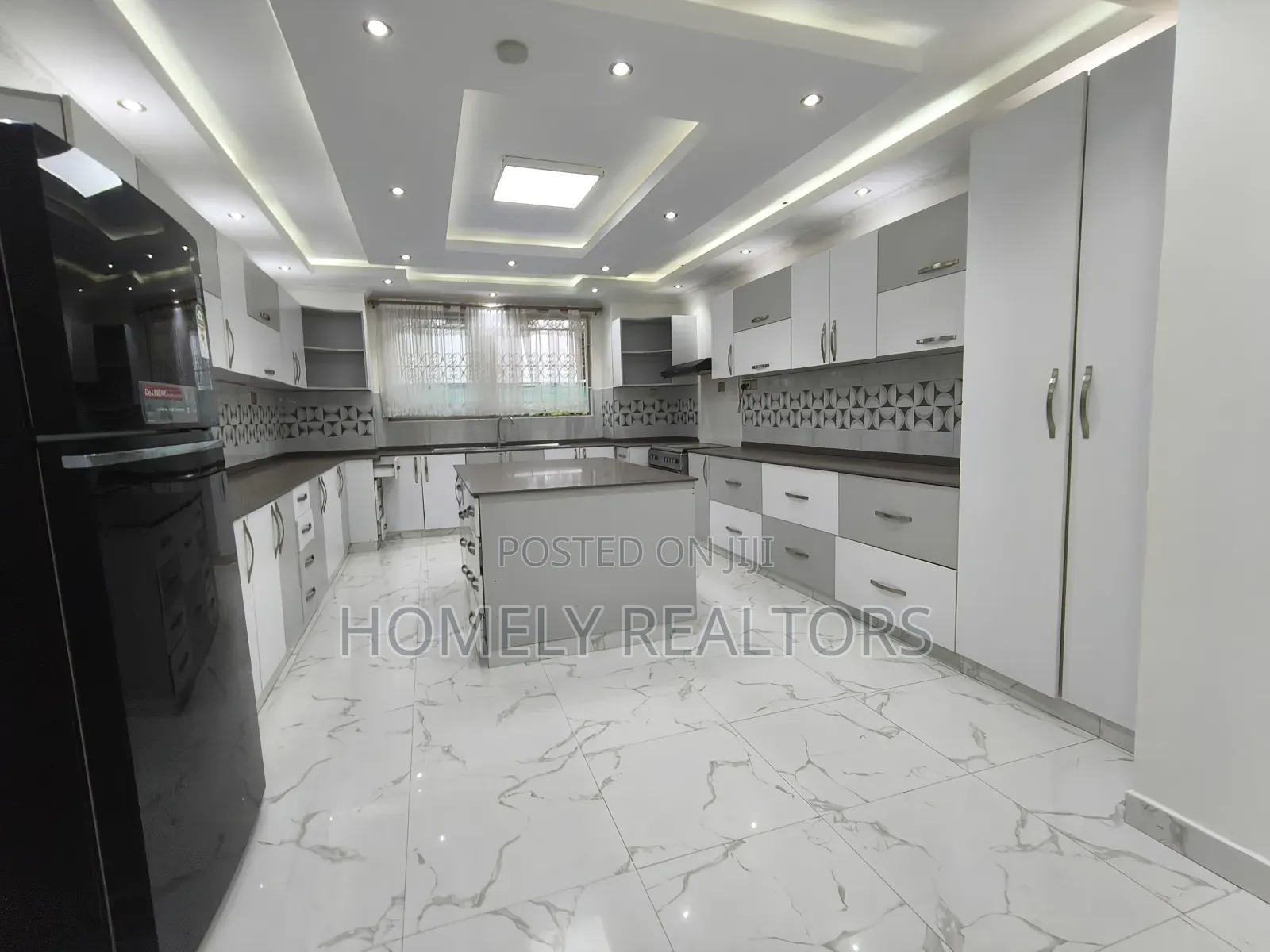 Furnished 6bdrm Maisonette in Nairobi, Karen for rent
