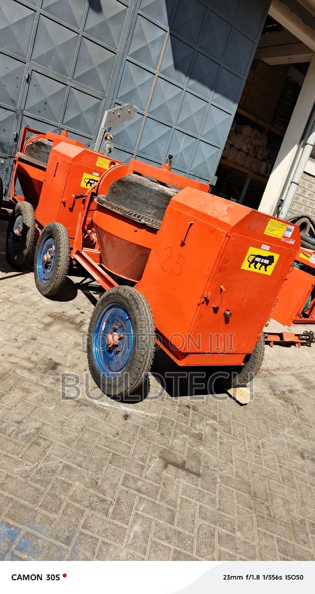 Diesel Concrete Mixer - main view