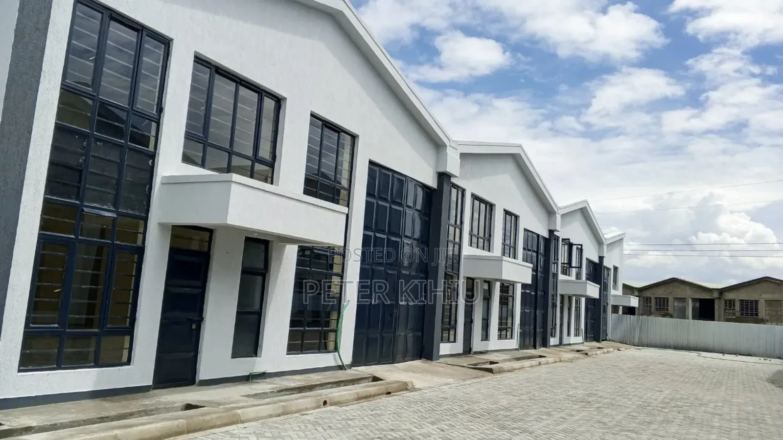 Godown to Let 3100sqft Off Eastern Bypass Before Kamakis