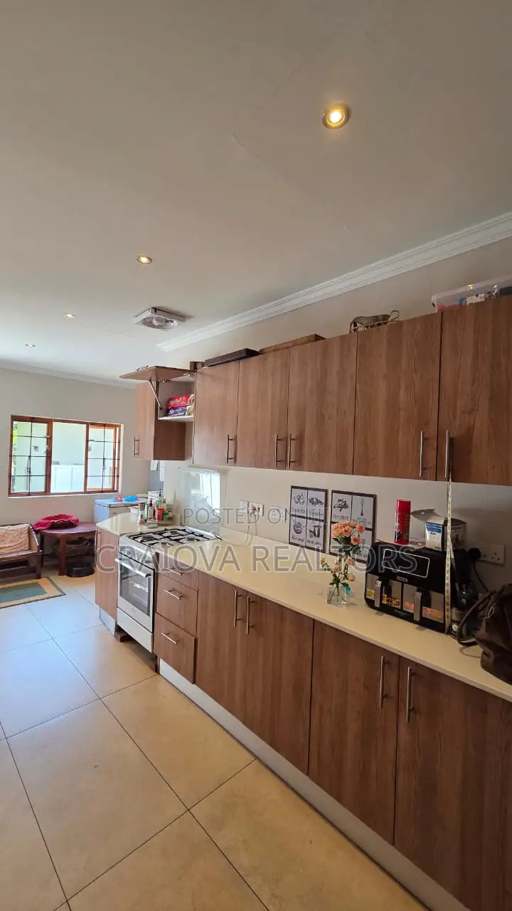3bdrm House in Hardy for sale