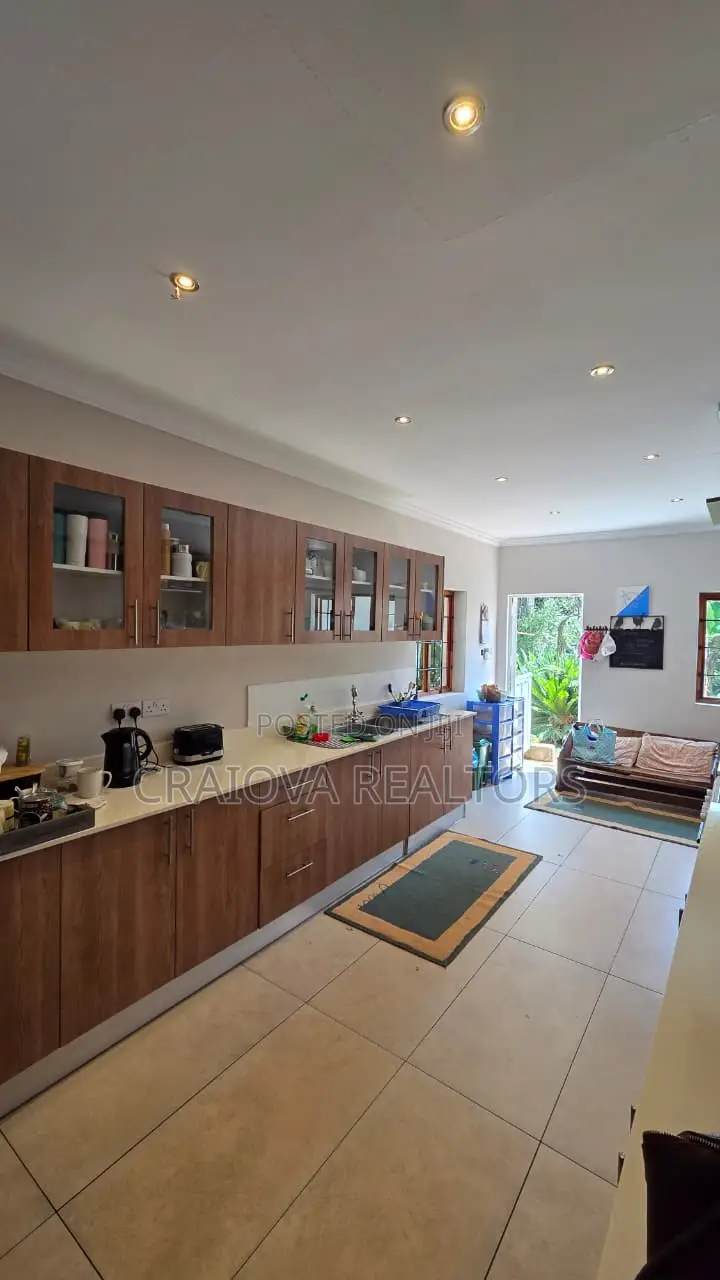 3bdrm House in Hardy for sale