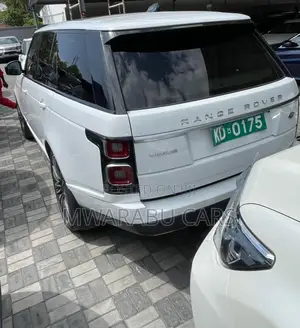 Land Rover Range Rover Vogue 2018 Yellow