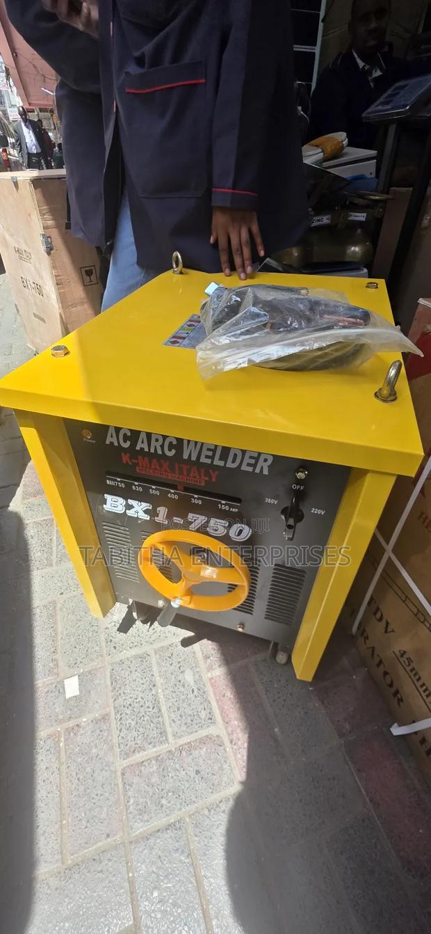 Ac Arc Welder 750amps - main view