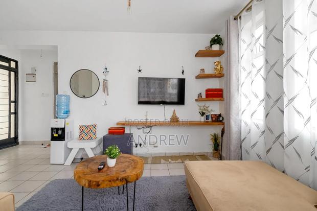 1br Fully Furnished Apartment – Racecourse Gardens (Short Long Stay) - thumbnail 5