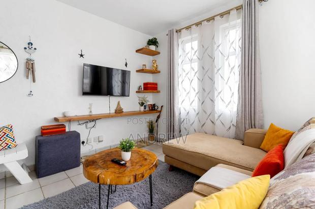 1br Fully Furnished Apartment – Racecourse Gardens (Short Long Stay) - thumbnail 7