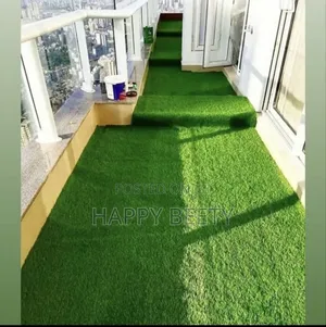 Lawn/Lounge/Balcony Green Carpet