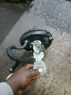 Suzuki Wagon R Brake Booster and Brake Master Cylinder Complete