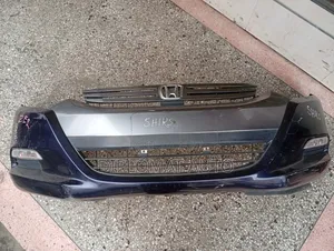 Honda Insight Front Bumper.