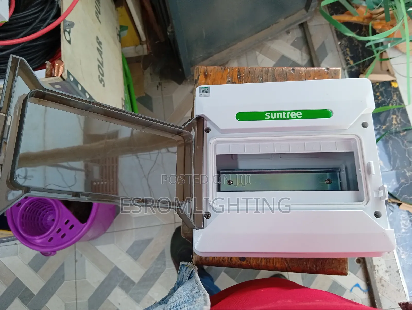 Suntree 9way Distribution Box