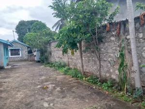 3bdrm Bungalow in Kerala Estate, Malindi for sale