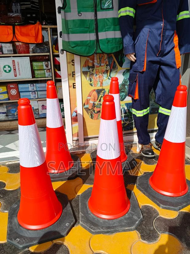 Safety Cones - main view
