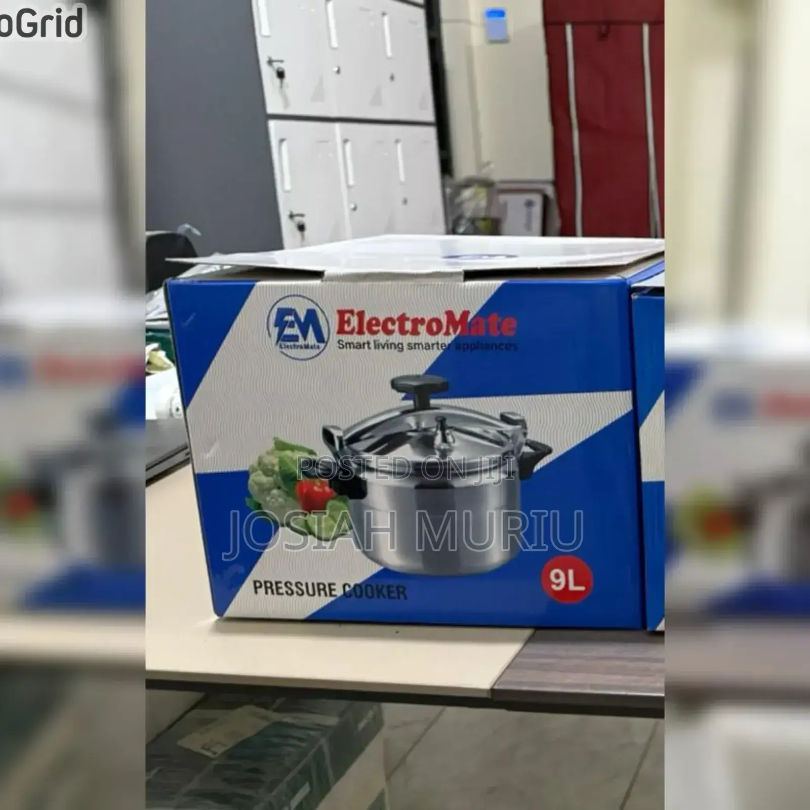 Electromate Manual Pressure Cooker.
9ltrs