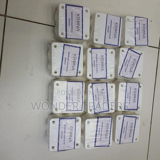 Adapter Box 85x85x50 - main view