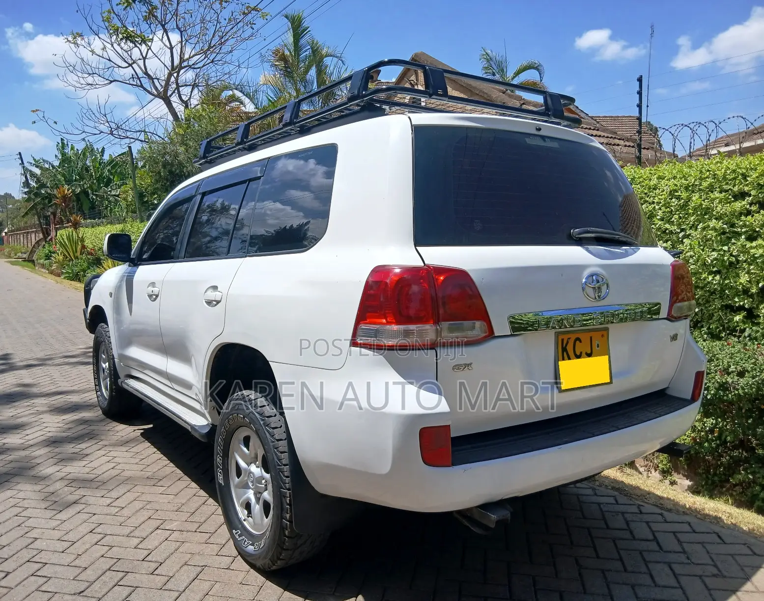 Toyota Land Cruiser 4.5 V8 GXR 2009 White