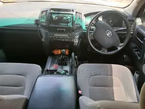Toyota Land Cruiser 4.5 V8 GXR 2009 White