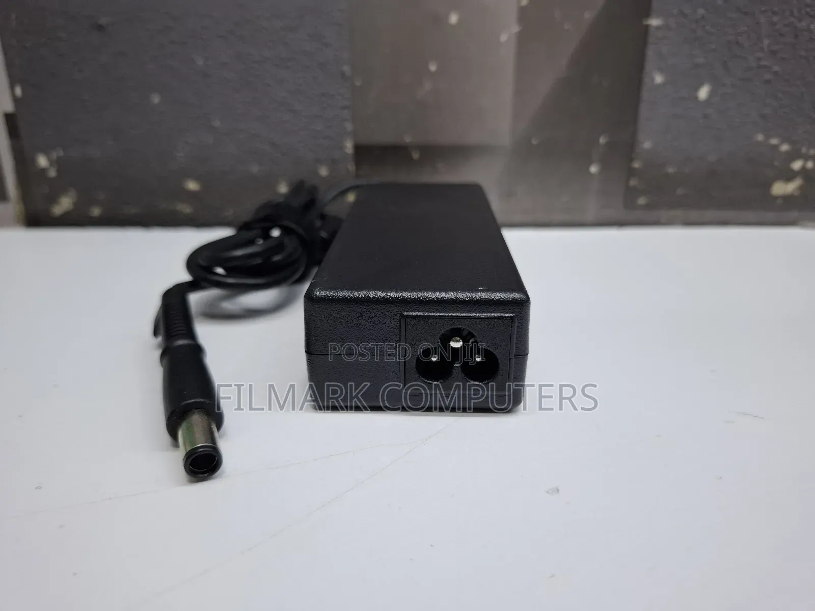 Hp 90w 19v 4.7a Big Pin Charger – Adapter