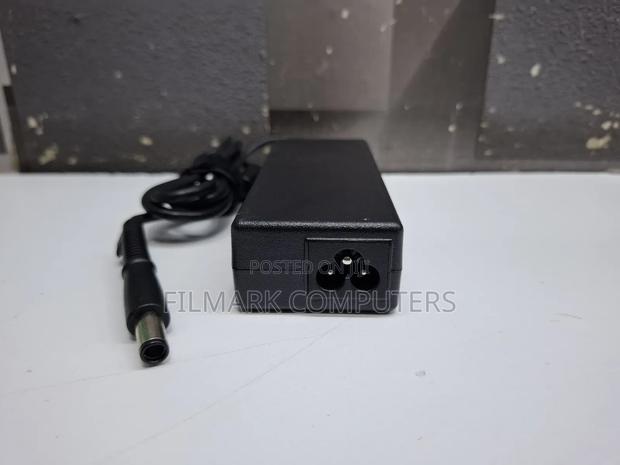 Hp 90w 19v 4.7a Big Pin Charger – Adapter