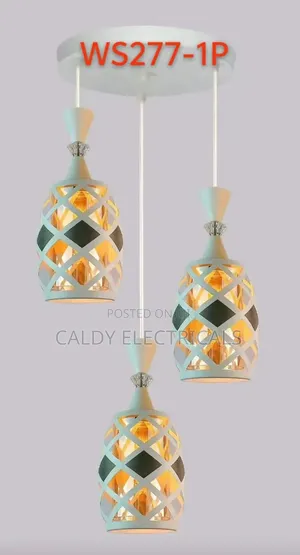 Nordic-Style 3-Light Metal Pendant Light Fixture Fe3