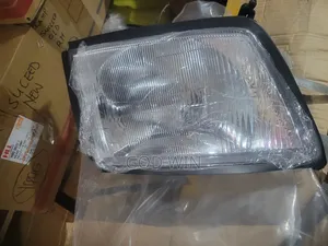 Headlight Lamp Vanette Bongo