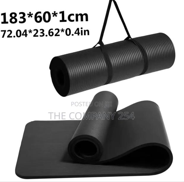 Quality Water Proof Soft Plain Grip Enhanced Yoga Mat - thumbnail 3