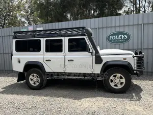 Land Rover Defender 2014 White