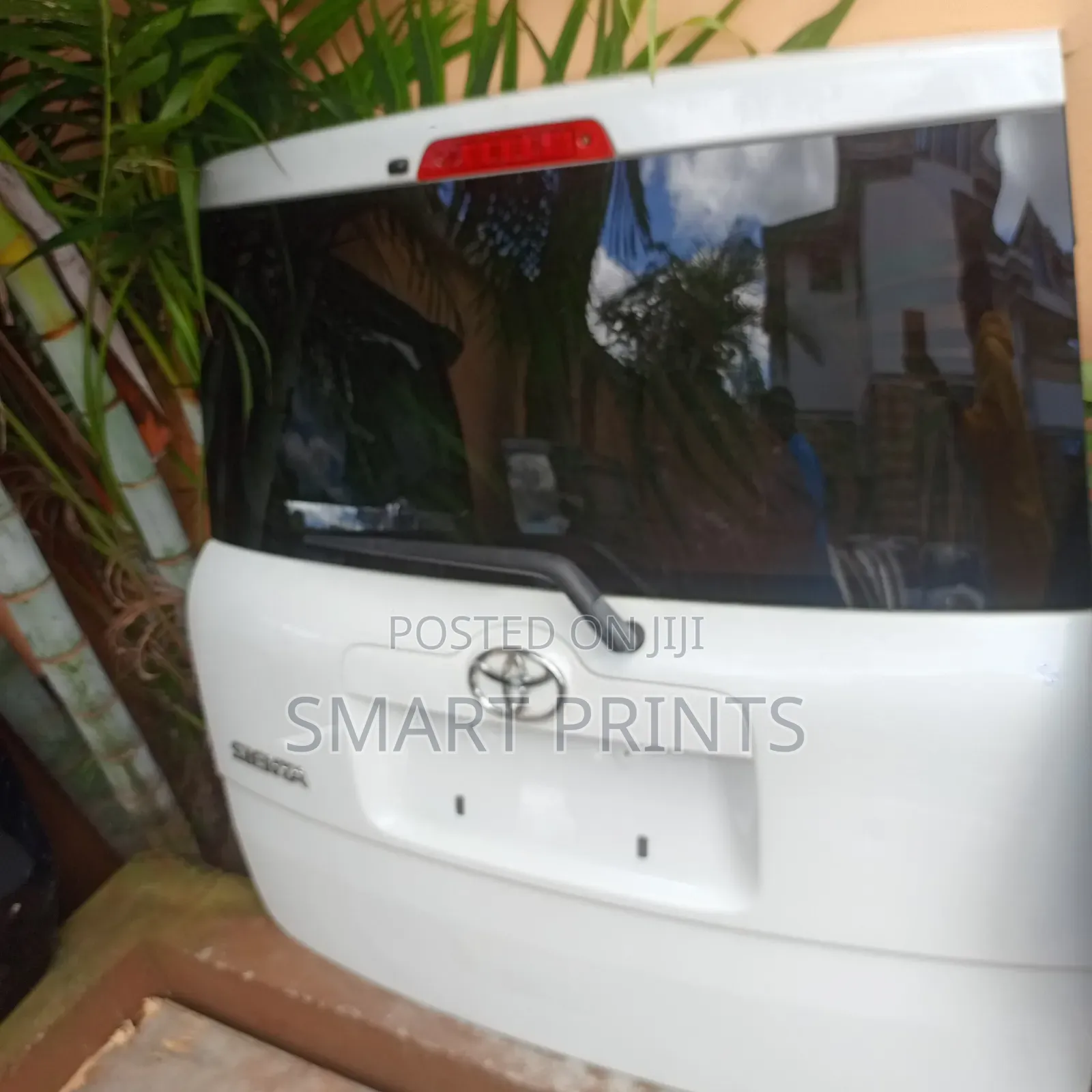 Magnificent Quality Ex Japan Toyota Sienta 2012 Boot Available