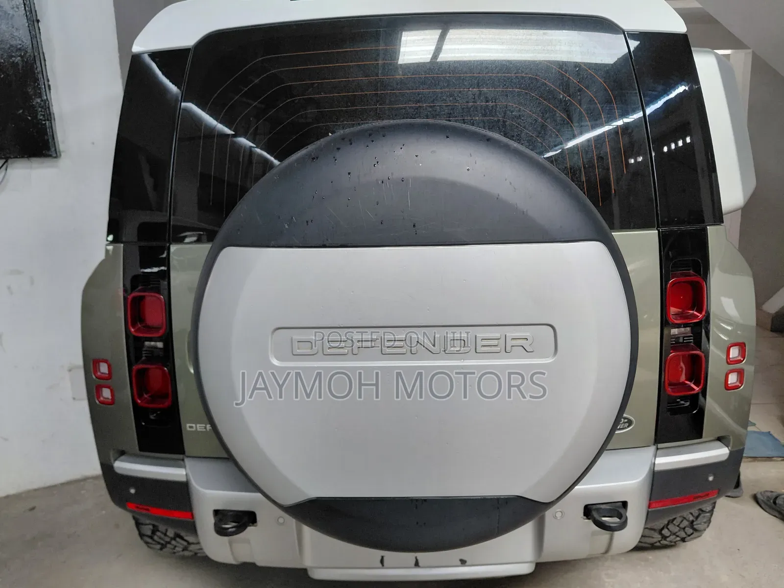 Land Rover Defender 2021 Green