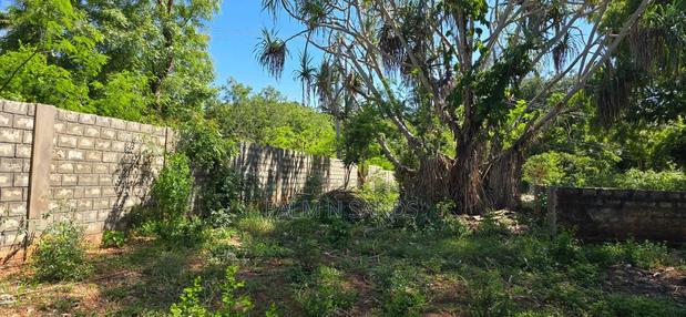 One Acre Prime Land in Diani Up for Sale!! - thumbnail 5