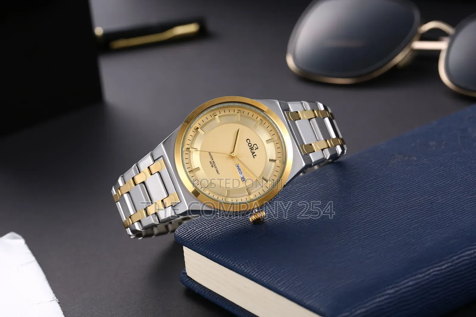 Casual Men Big Face Silvered Metallic Strip Coral Watches