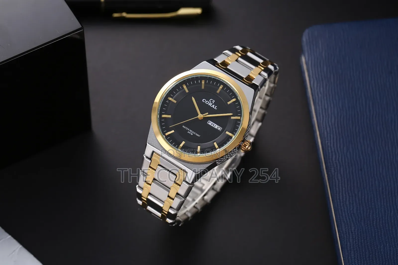 Casual Men Big Face Silvered Metallic Strip Coral Watches
