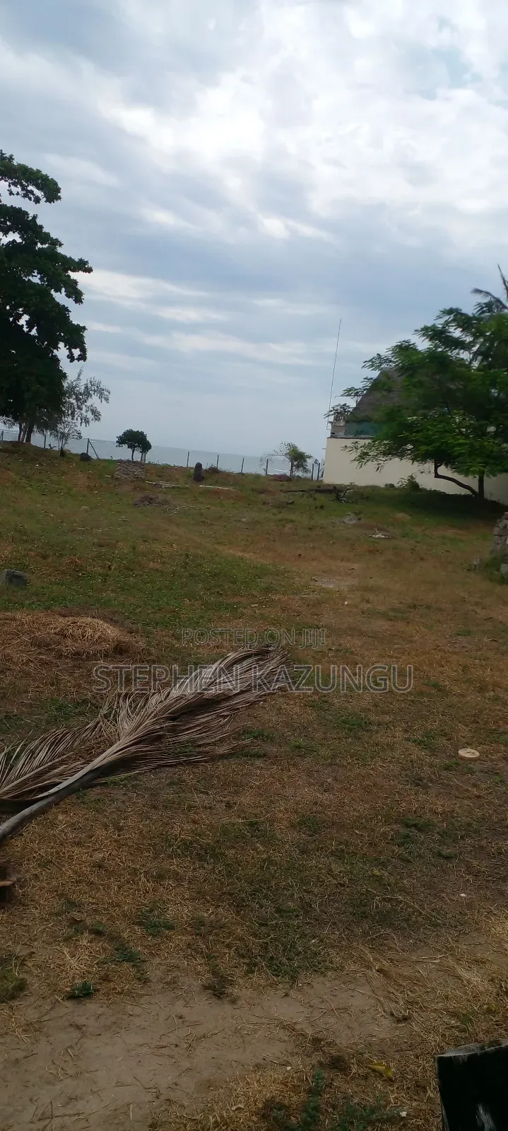 1 Acre White Sandy Beach Plot at Galu Beach in Diani.