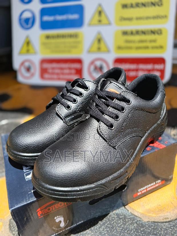 Protecta Safety Shoe